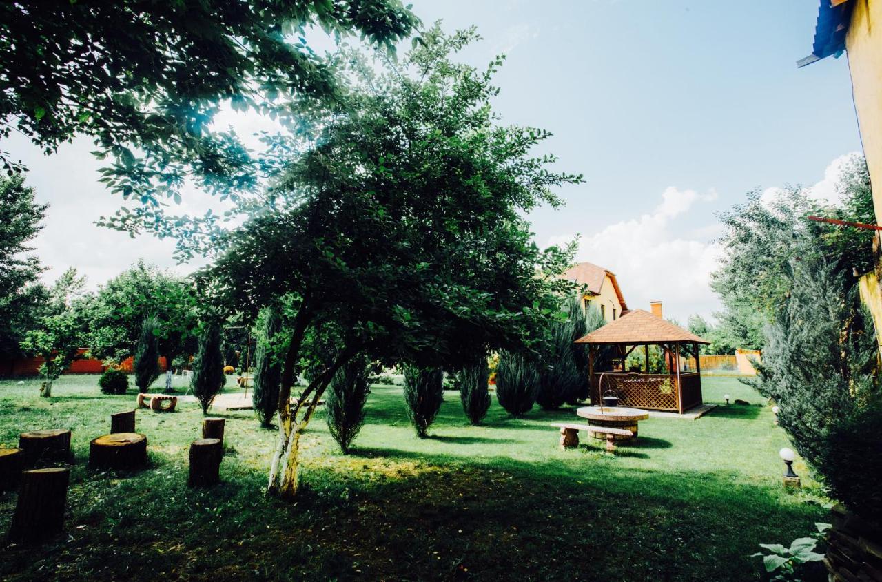 Sunrise Boutique Hotel Beregovo Exterior foto