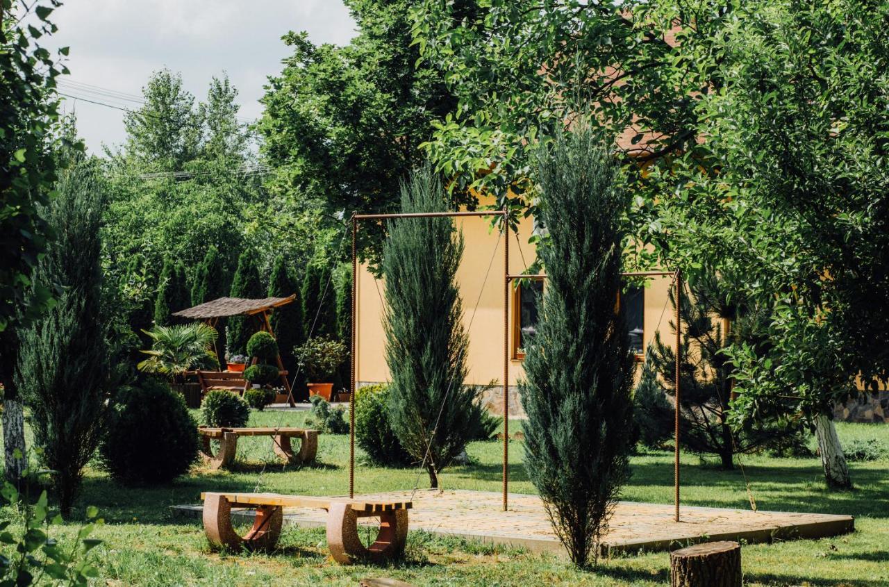 Sunrise Boutique Hotel Beregovo Exterior foto
